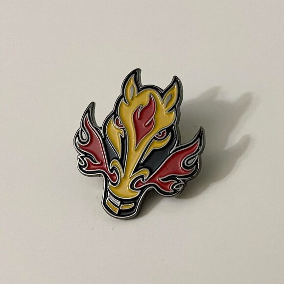 Calgary Flames Blasty Horse NHL Hockey Mascot Pin - Picture 8 of 8